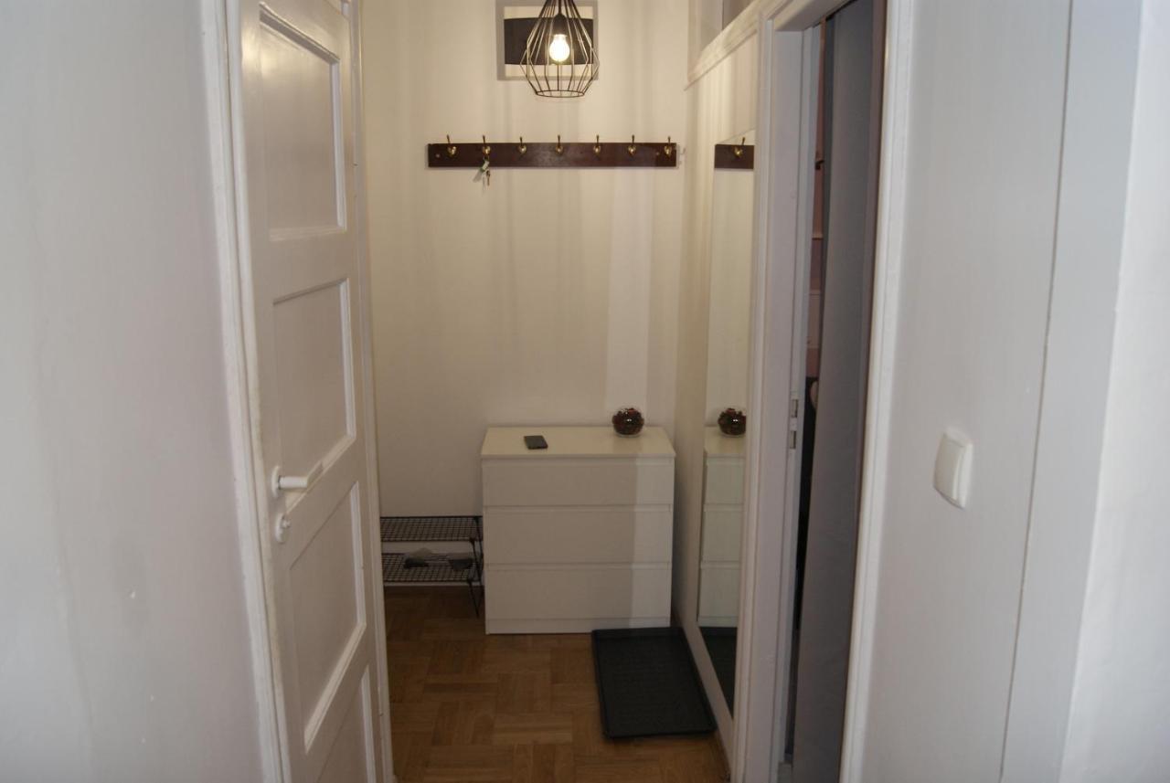 Under Castle Apartment วอร์ซอ ภายนอก รูปภาพ